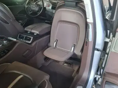 Gebraucht Audi A8L Exclusive 250 PS (183 kW) 2013 Grau Limousine
