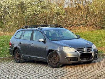Gebraucht VW Golf VI Comfortline 105 PS (77 kW) 2008 Grau Kleinwagen