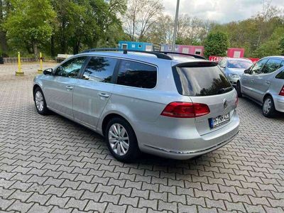gebraucht VW Passat Variant Automatik Navi Klima Comfortline BlueMotion