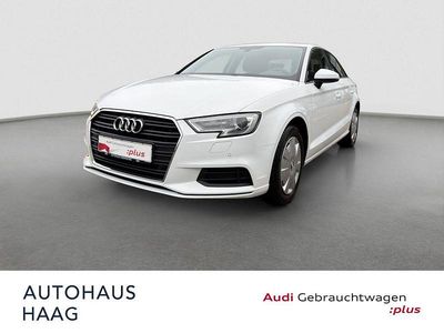 Weiß Gebraucht 2017 Audi A3 Business Limousine | 16.400 € (Fairer Preis)