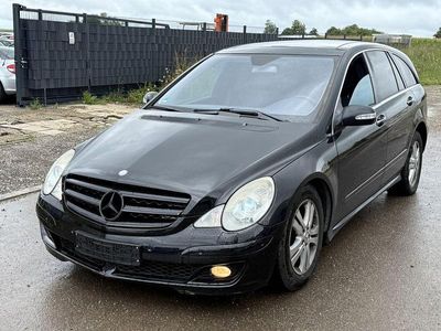 Mercedes R320