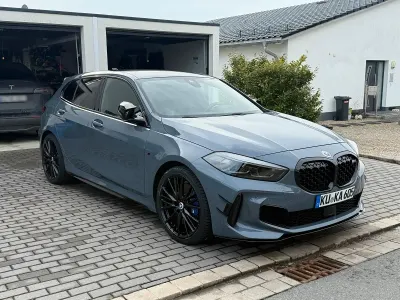 Gebraucht BMW M135 Performance 310 PS (228 kW) 2021 Grau Kleinwagen