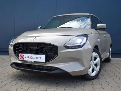 Usata Suzuki Swift Comfort 83 CV (61 kW) 2025 Bianco Berlina
