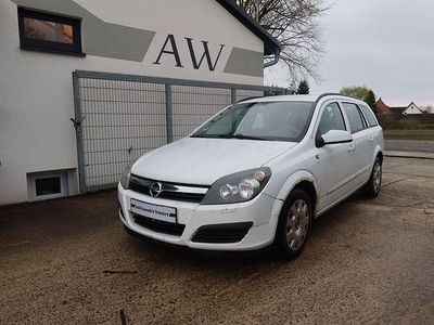 Usata Opel Astra Edition 101 CV (74 kW) 2005 Bianco Berlina