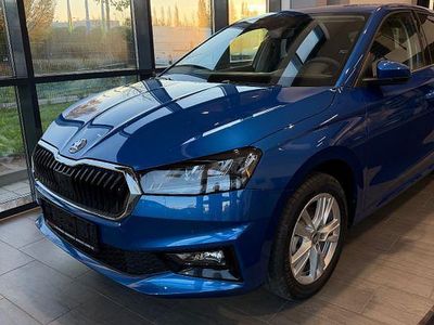 Neu Skoda Fabia Selection 116 PS (85 kW) 2025 Blau Limousine