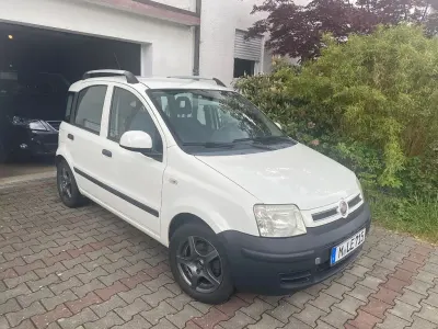 Gebraucht Fiat Panda 69 PS (50 kW) 2011 Weiß Kleinwagen