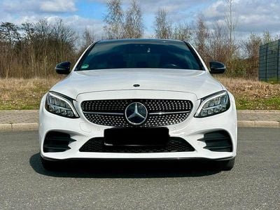 Gebraucht Mercedes C300 AMG line 306 PS (225 kW) 2019 Weiß Limousine