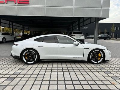 Porsche Taycan Turbo S