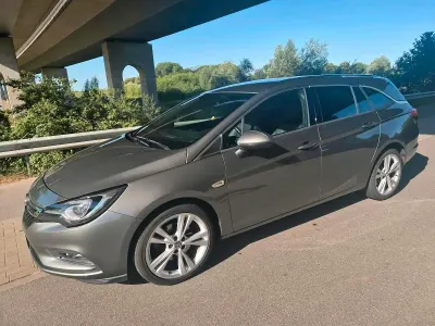 Gebraucht Opel Astra Ultimate 136 PS (100 kW) 2019 Grau Kombi