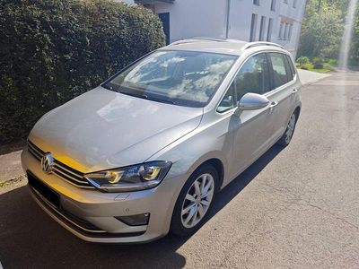 Usata VW Golf Sportsvan 150 CV (110 kW) 2015 Grigio Monovolume