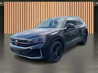 Gebraucht VW Touareg R-line 340 PS (250 kW) 2023 Tamarindenbraun metallic SUV