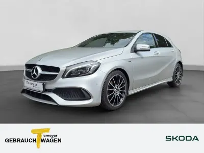 Gebraucht Mercedes A180 AMG line 122 PS (89 kW) 2018 Silber Limousine