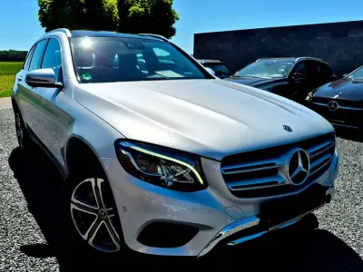 Gebraucht Mercedes GLC250 211 PS (155 kW) 2019 Iridiumsilber  metalliclack SUV