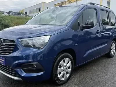 Gebraucht Opel Combo Life Ultimate 131 PS (96 kW) 2022 Blau Van / Kleinbus