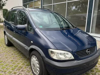 Gebraucht Opel Zafira 106 PS (77 kW) 2002 Blau Van / Kleinbus