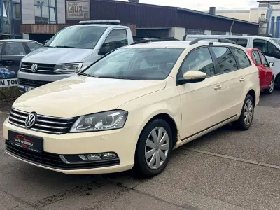 Używany VW Passat Trendline 140 KM (102 kW) 2012 Żółty Kombi
