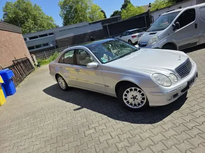 Gebraucht Mercedes E280 Avantgarde 177 PS (130 kW) 2004 Kombi