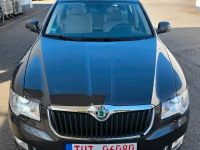 Gebraucht Skoda Superb 170 PS (125 kW) 2009 Braun Limousine