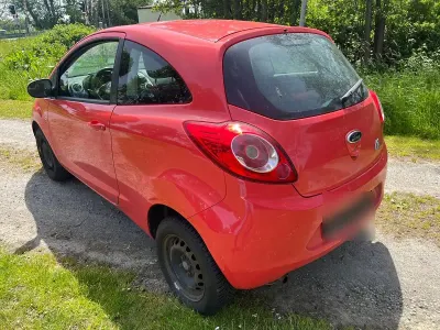 Gebraucht Ford Ka Trend 69 PS (50 kW) 2010 Rot Kleinwagen