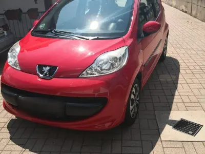 Gebraucht Peugeot 107 Filou 68 PS (50 kW) 2007 Rot Kleinwagen