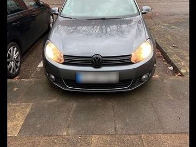 Gebraucht VW Golf VI 122 PS (89 kW) 2010 Grau Kleinwagen