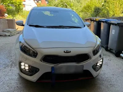 Gebraucht Kia ProCeed GT-Track 204 PS (150 kW) 2017 Weiß Kleinwagen