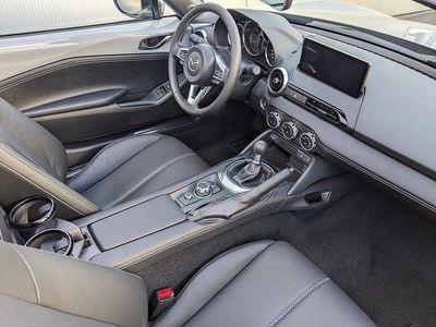 Neu Mazda MX5 Exclusive 132 PS (97 kW) 2026 Blau Cabrio