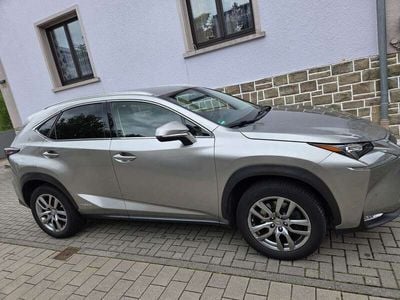 Lexus NX300h