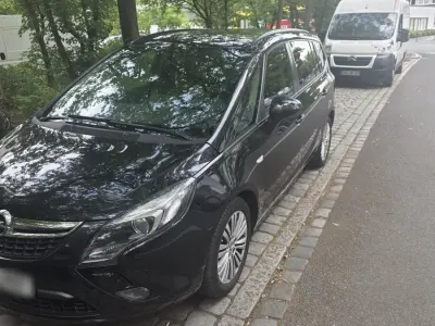 Gebraucht Opel Zafira Tourer 170 PS (125 kW) 2016 Schwarz Van / Kleinbus