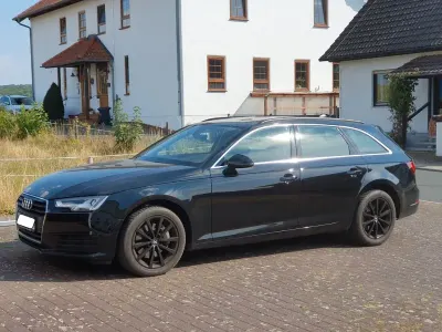 Gebraucht Audi A4 190 PS (139 kW) 2019 Schwarz Kombi