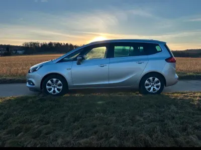 Gebraucht Opel Zafira Tourer 120 PS (88 kW) 2017 Silber Van / Kleinbus