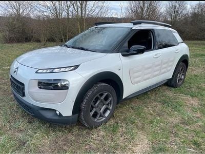 Occasion VW Golf 99 PK (72 kW) 2015 Beige SUV