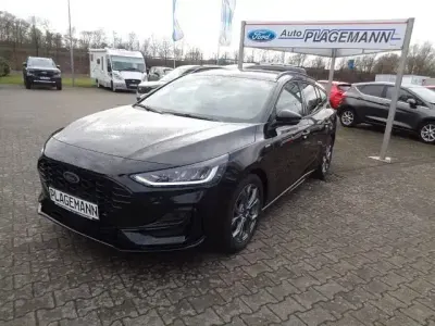 Gebraucht Ford Focus ST-Line X 125 PS (91 kW) 2023 Schwarz Limousine