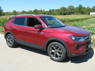 Gebraucht SsangYong Korando Quartz 163 PS (119 kW) 2021 Rot SUV