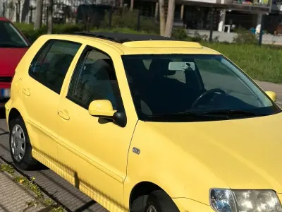 Gebraucht VW Polo 60 PS (44 kW) 2002 Gelb Kleinwagen