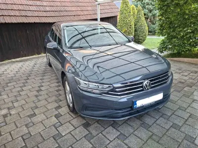 Gebraucht VW Passat 122 PS (89 kW) 2020 Schwarz Limousine