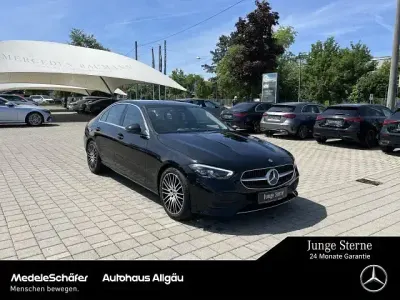 Gebraucht Mercedes C180 Avantgarde 170 PS (125 kW) 2024 Unilack schwarz Limousine