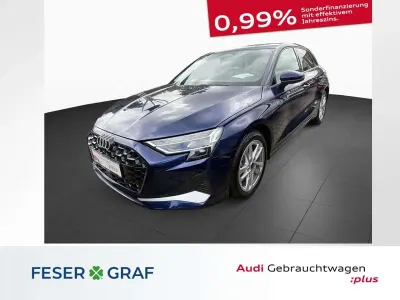 Gebraucht Audi A3 Ambiente 150 PS (110 kW) 2025 Navarrablau metallic Limousine