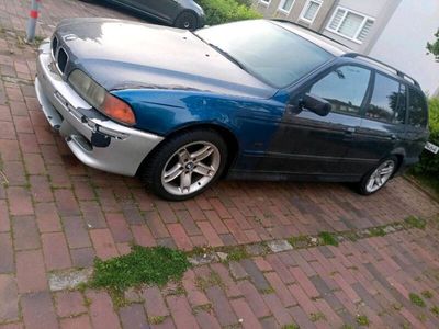 gebraucht BMW 523 