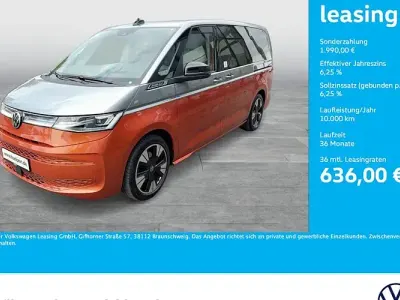 Usata VW Multivan Style 150 CV (110 kW) 2023 Arancione Monovolume