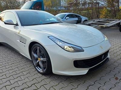 Gebraucht Ferrari GTC4Lusso 689 PS (506 kW) 2016 Weiß Kombi