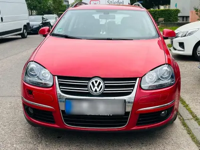 Gebraucht VW Golf V 140 PS (102 kW) 2008 Rot Kombi