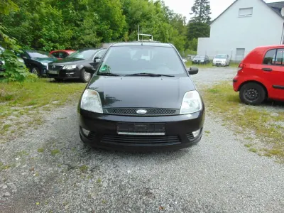Gebraucht Ford Fiesta Trend 101 PS (74 kW) 2002 Other Kleinwagen