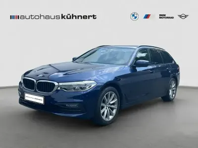 Gebraucht BMW 520 Sport Line 190 PS (139 kW) 2019 Blau Limousine