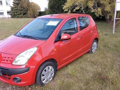 Nissan Pixo