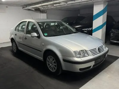 Gebraucht VW Bora 101 PS (74 kW) 2000 Silber Limousine