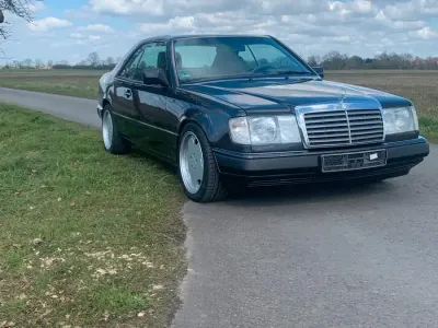 Gebraucht Mercedes E320 220 PS (161 kW) 1993 Schwarz Coupé