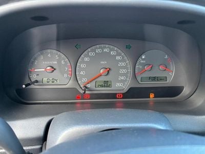 Gebraucht Volvo V40 122 PS (89 kW) 2001 Kombi