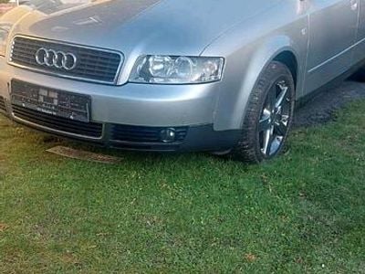Gebraucht Audi A4 131 PS (96 kW) 2003 Silber Limousine