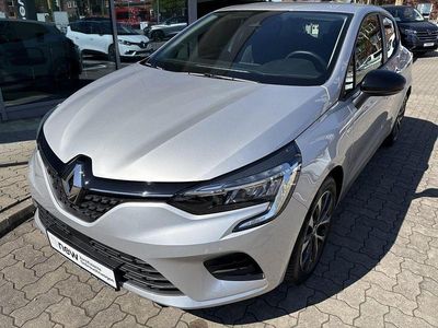 Używany Renault Clio V Equilibre 91 KM (66 kW) 2022 Szary Sedan/Limuzyna